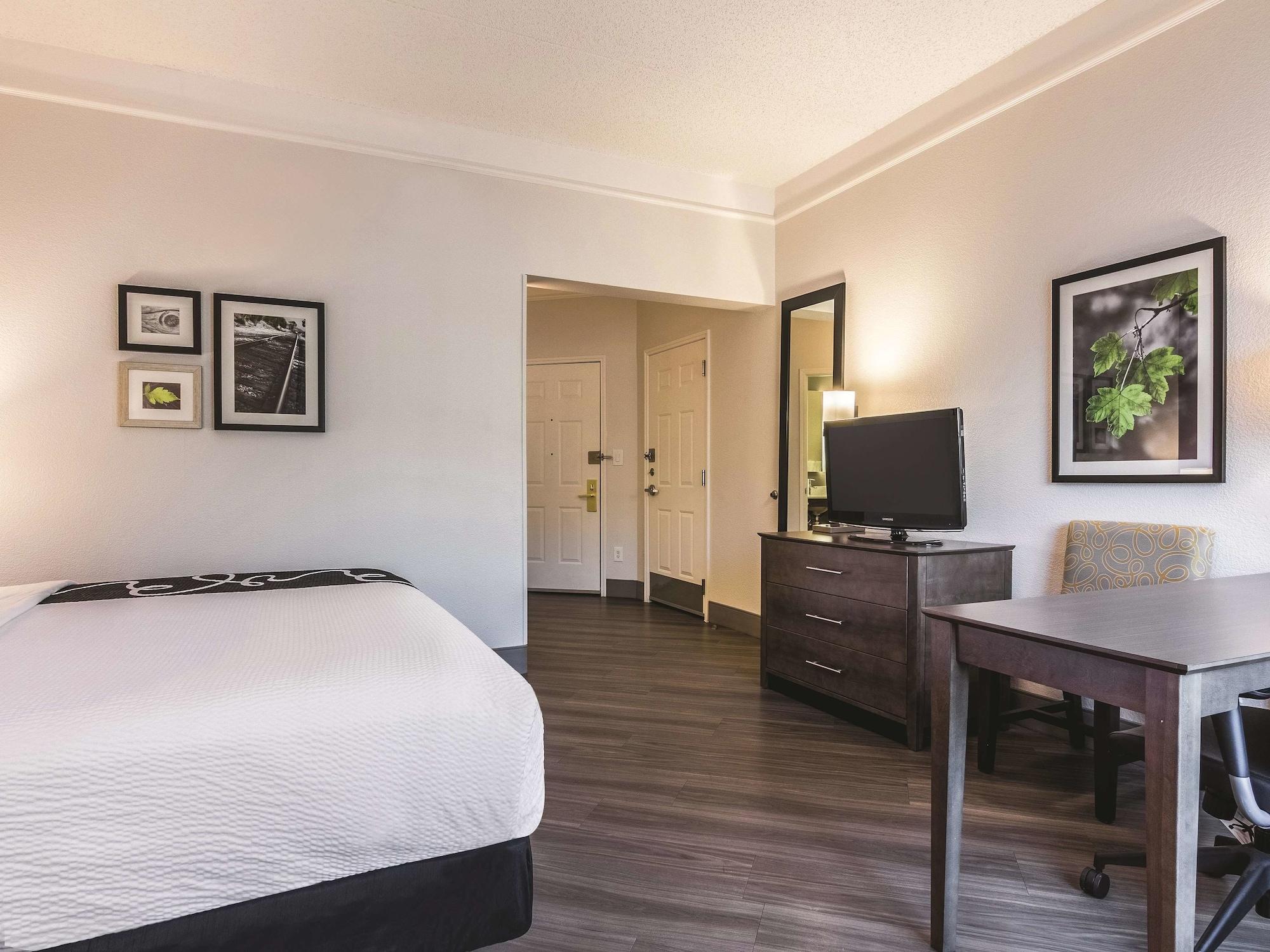 Hotel La Quinta By Wyndham Shreveport Airport Extérieur photo
