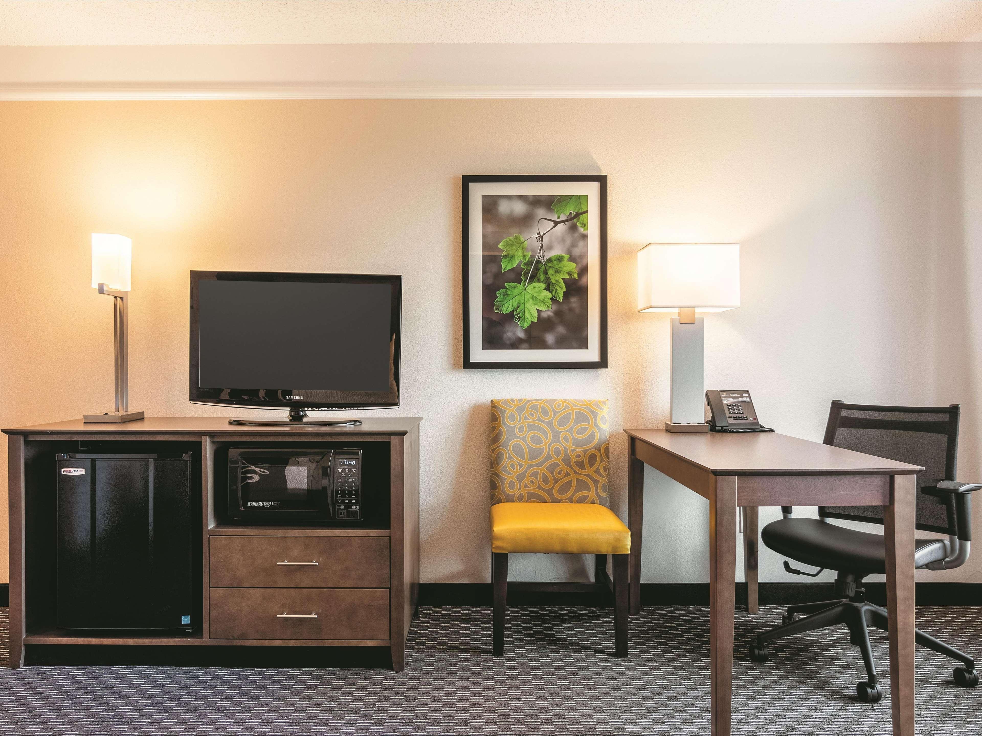 Hotel La Quinta By Wyndham Shreveport Airport Extérieur photo