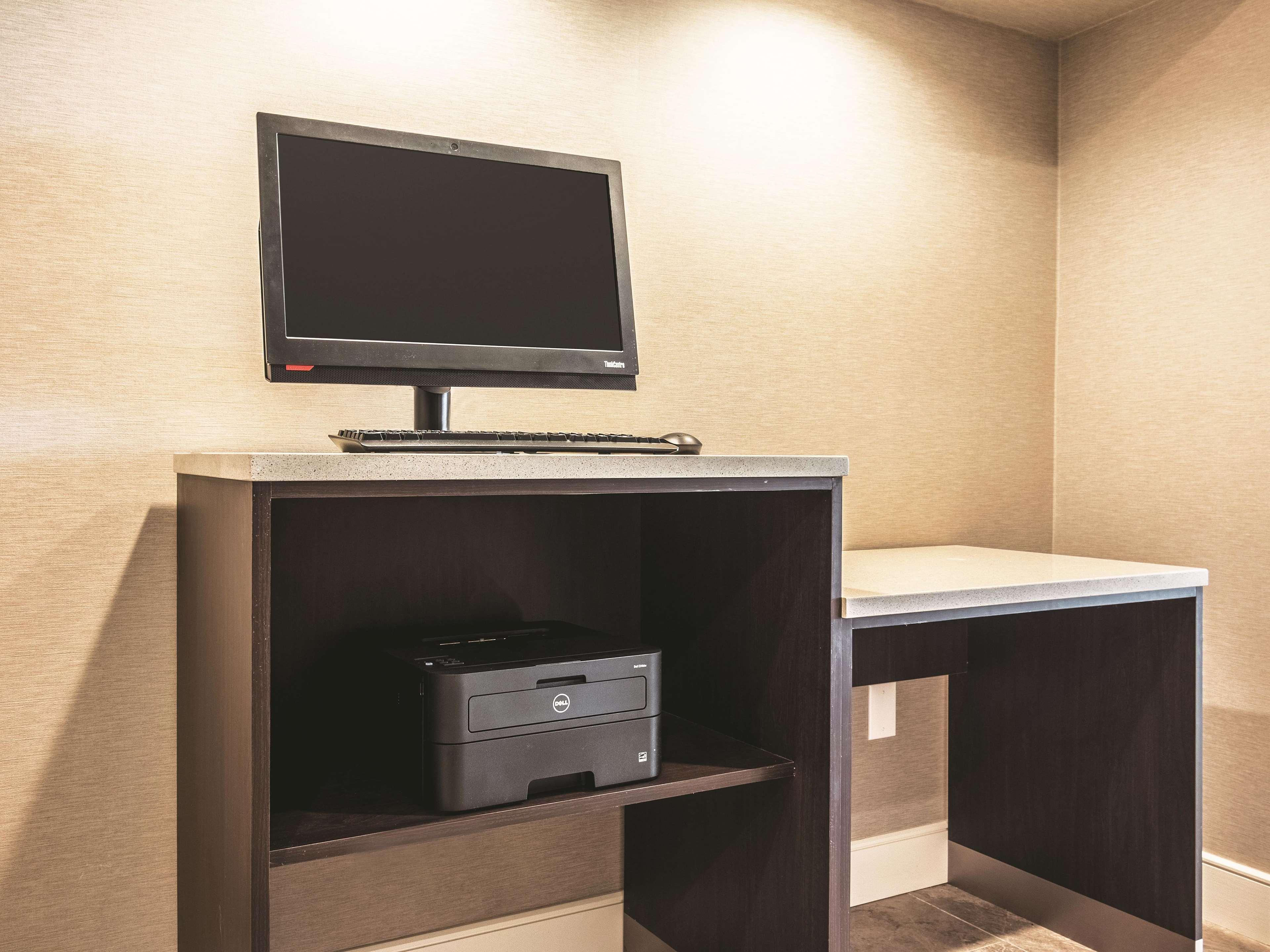 Hotel La Quinta By Wyndham Shreveport Airport Extérieur photo