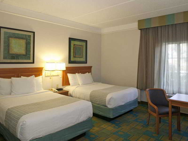 Hotel La Quinta By Wyndham Shreveport Airport Extérieur photo